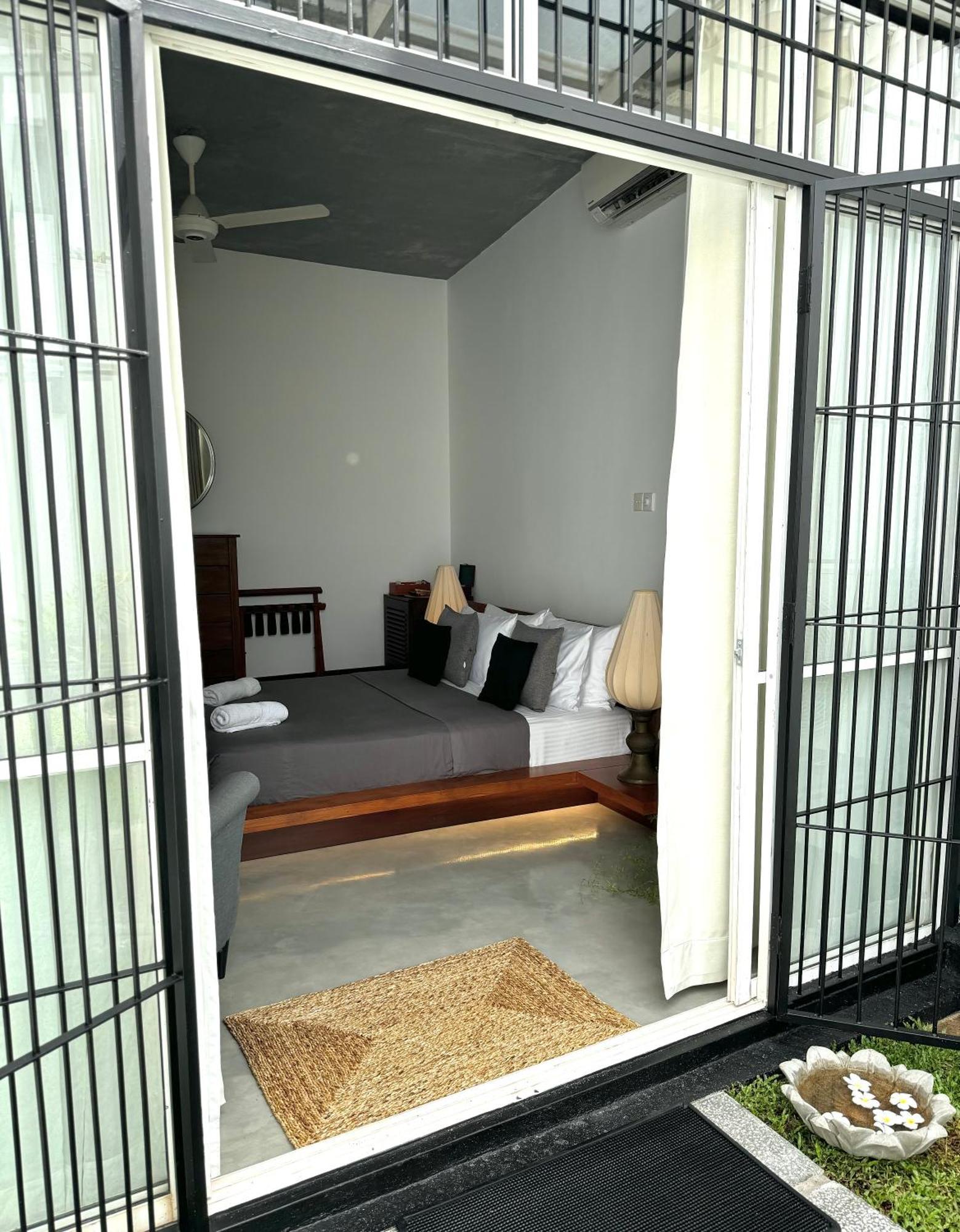 Studio 33 Sri Jayewardenepura Kotte Bagian luar foto